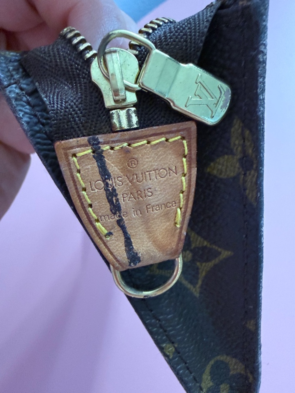 Louis Vuitton Monogram Canvas Authentic Pouch - Picture 3 of 12